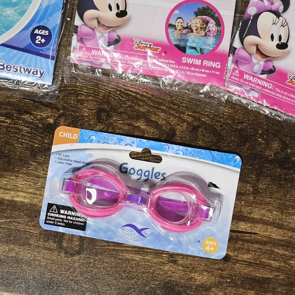 Minnie Mouse summer swimming pool inflatable 4pc set - Picture 4 of 4